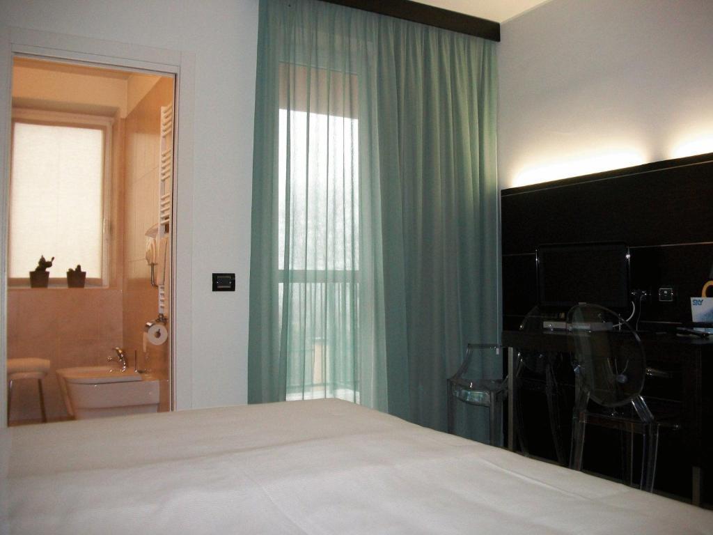 Hotel Fiera Milano Rho Esterno foto